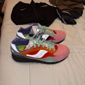Saucony Shadow 6000 “Space Fight”